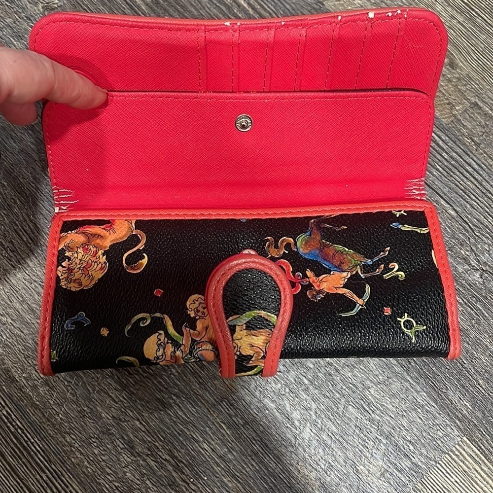 Wallet - Picture 3 of 11